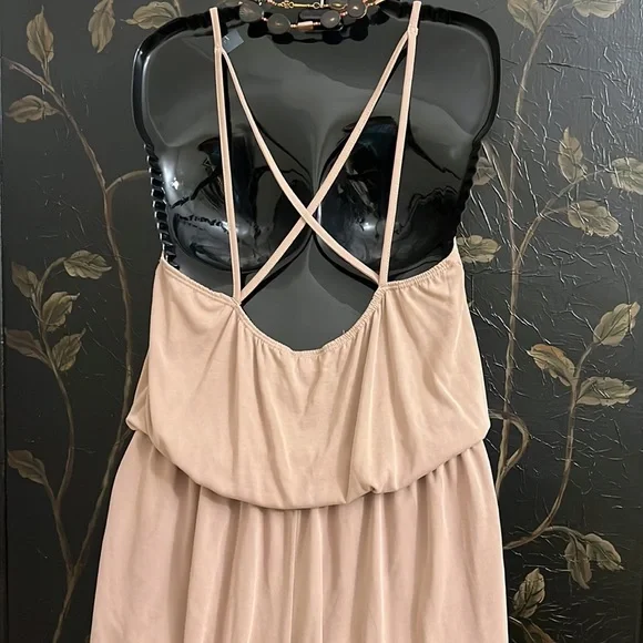 Pink Lily Romper - Picture 2 of 2